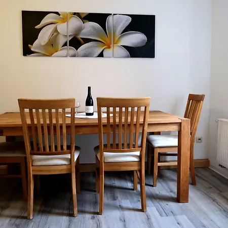 شقة Haus Zum Roemer *